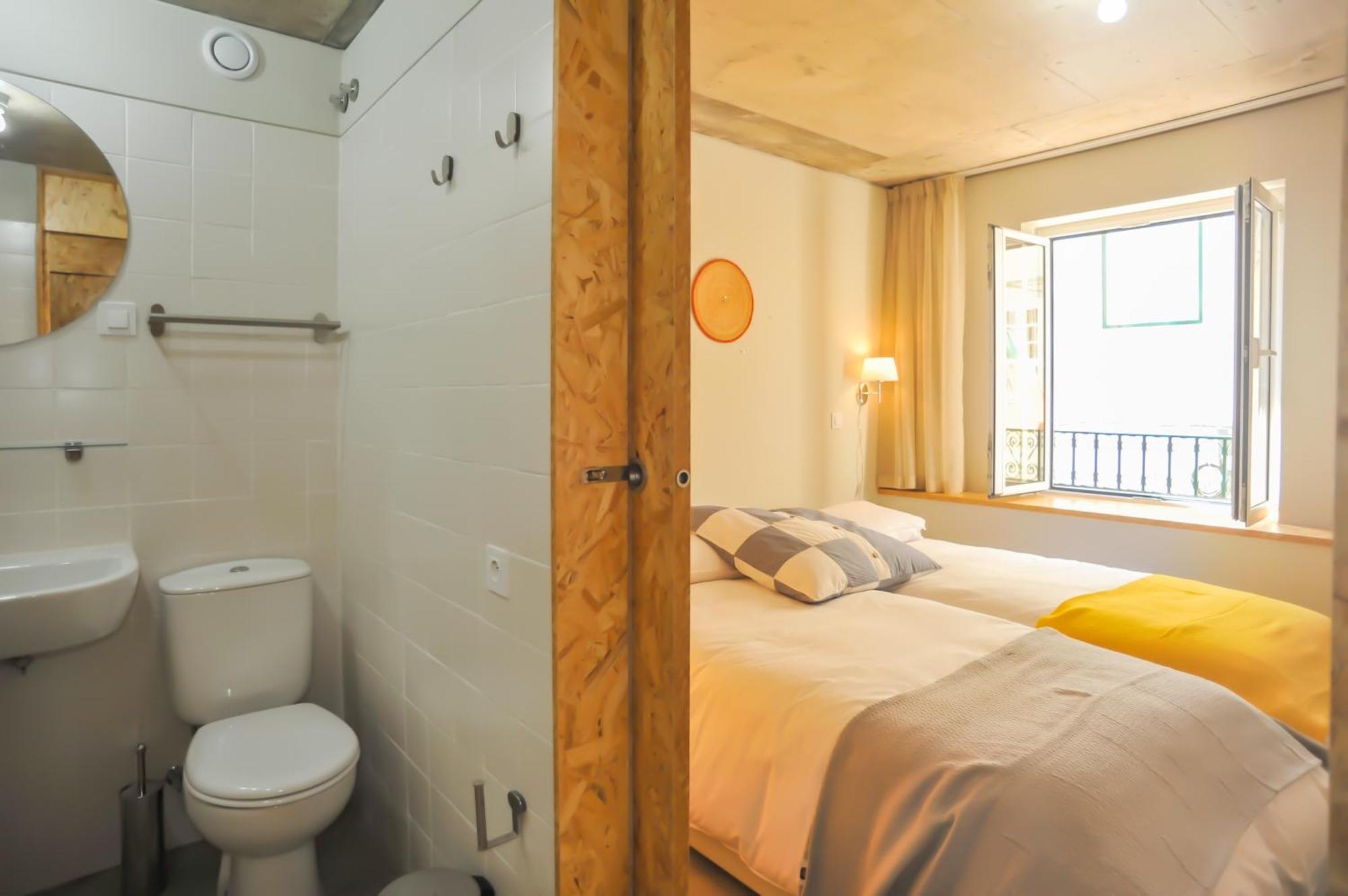 Madragoa Modern Apartments Lisbon Luaran gambar